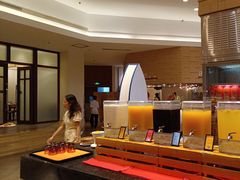 -亚龙湾希尔顿自助餐厅·海鲜·烧烤·沙滩BBQ·现场乐队