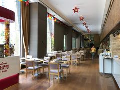 大堂-威珀斯酒店·珀萃美食餐厅 | 海鲜刺身·现烤生蚝·特色烤肉
