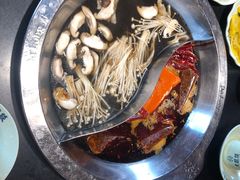 -大龙辣火锅·龙虾·烧烤(湖滨新天地店)