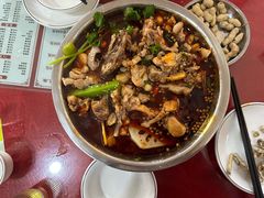 -米二红烧兔(华阳店)