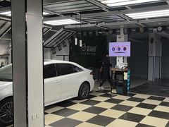 -鲨鱼皮汽车凹陷玻璃修复(静安店)