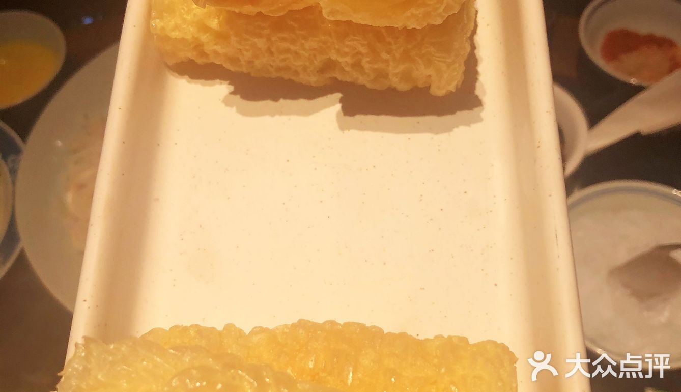 夜店酒吧风的火锅店——大隐