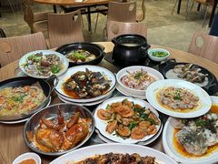 -荣基四海一家·家常菜·海鲜大排档(新安店)