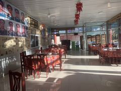 大堂-何适山庄 ·可团建(水长城P2停车场店)