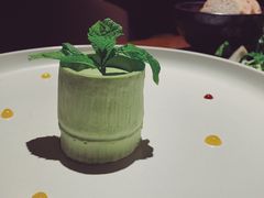 -The ROOF (通盈中心店)