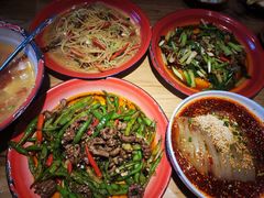 -先启半步颠小酒馆(虹桥龙湖天街店)
