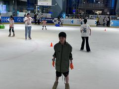 -冰纷万象滑冰场(南山万象天地店)