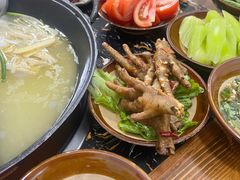 -重庆故事姊妹老火锅(财经学院店)