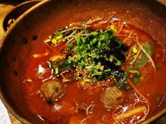 -成都你六姐·牛肉冒菜(上海环宇荟店)