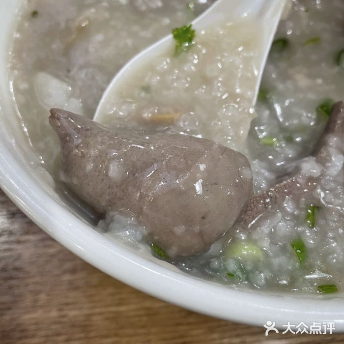 老广记石磨肠粉店及第粥图片