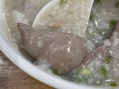 及第粥-老广记石磨肠粉店