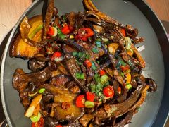 -有红鸡毛店·川菜(建设路店)