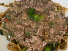 湿炒牛河-华威达牛庄(黄埔大道西店)