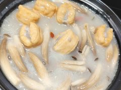 -牛牛和牛海鲜粥底火锅(长虹国际城店)