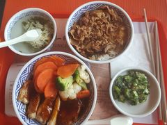 -吉野家(秀谷店)