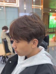 -藤野造型烫染·漂发
