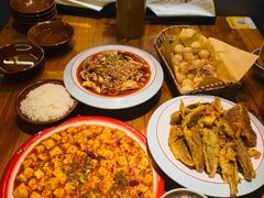 -先启半步颠·川菜小炒