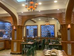 大堂-清真·玛丽亚新疆菜主题餐厅(浙江中路店)