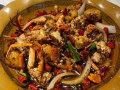 -休记光头香辣蟹干锅店(衣冠庙店)