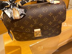 -LV路易威登(德基广场店)