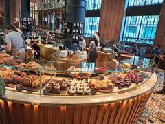 -文艺复兴百货(米兰大教堂广场店)