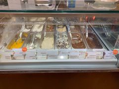 -VENCHI 闻绮(上海佛罗伦萨小镇店)