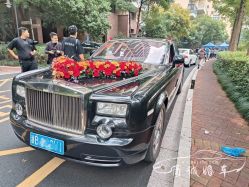 -宁波甬诚婚车(新典路店)