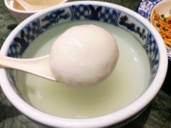 荠菜大汤圆-四宜糕团店(南大街店)