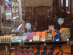-VENCHI 闻绮(上海佛罗伦萨小镇店)