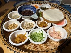 -包整·丝娃娃(一览甲秀楼风景店)