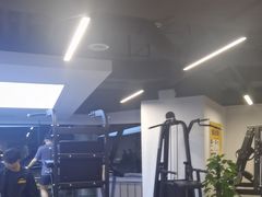 -超鹿运动(达信大厦店)