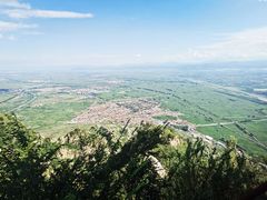 -鸡鸣山旅游风景区