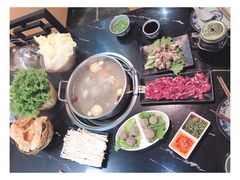-四点金潮汕鲜牛肉火锅(金猴名居店)