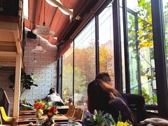 靠窗位-O'mills Sourdough Bakery&Bistro(永嘉路店)