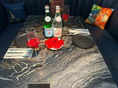 -LES ELITES 英集荟(南京西路店)