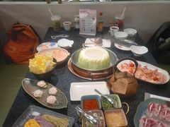 -得意咚瓜·顺德鱼生·冬瓜火锅(深圳首店)