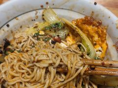 -呼啦面馆·头牌豌杂面(爱琴海店)
