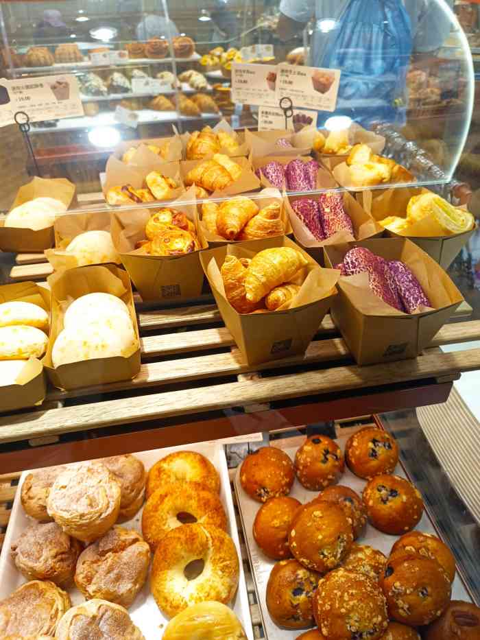 多乐之日(悠唐广场店)-"还可以不错,巧克力蛋糕,30块钱,性价比.