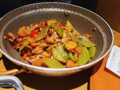 嫩仔姜炒牛蛙-吃饭皇帝大土家民族菜(正大广场店)