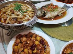 -北平小馆·烤鸭·家常菜(磨房北里店)