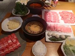 -呷哺呷哺(融创茂店)