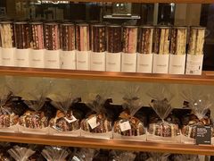 -Laderach 莱德拉(上海环贸iapm店)