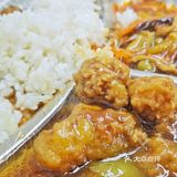 探店分享：强仔盒饭，无限量美食体验!