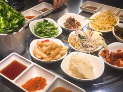-韩聚屋韩国烤肉餐厅(新北万达店)