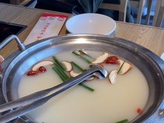 -彤德莱牛肉火锅(双港店)