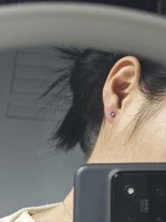 -龙之吻专业刺青·手工耳洞·纹身去色