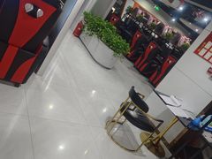 -鹏羽电竞馆(万盛东地铁站店)