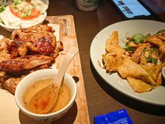 -大头虾越式风味餐厅(光明广场店)