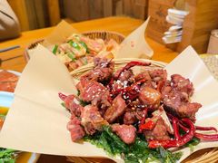 -老滇山寨•云南特色菜•地方菜•民族风情歌舞表演(金碧店)