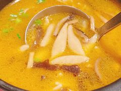 蘑菇汤莜面鱼鱼-西贝莜面村(上海百联西郊店)